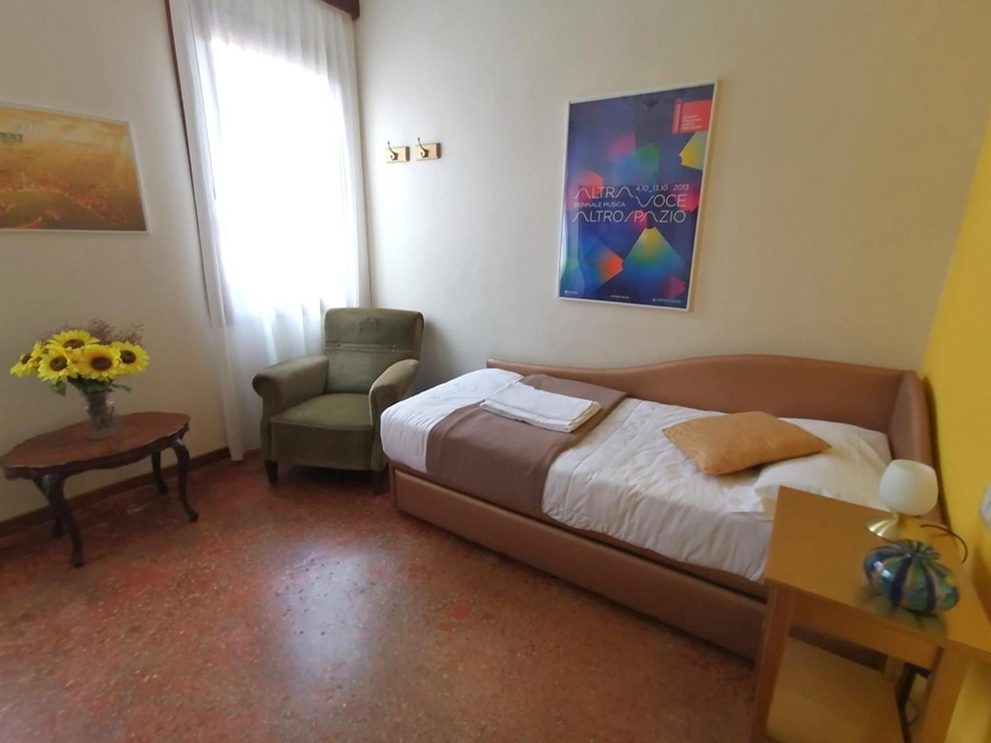 Biennale 252 Apartment Venesia Bagian luar foto