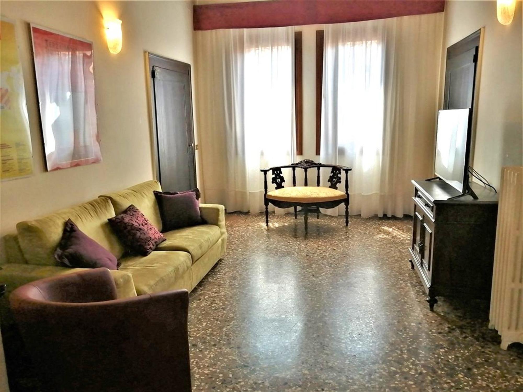 Biennale 252 Apartment Venesia Bagian luar foto