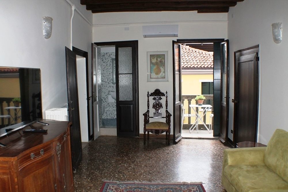 Biennale 252 Apartment Venesia Bagian luar foto